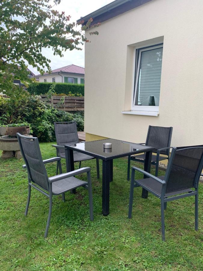 Die Senfbude - Wunderschoene Apartments Fuer 4 Personen Mit Terrasse & Stellplatz Leipzig Exterior foto